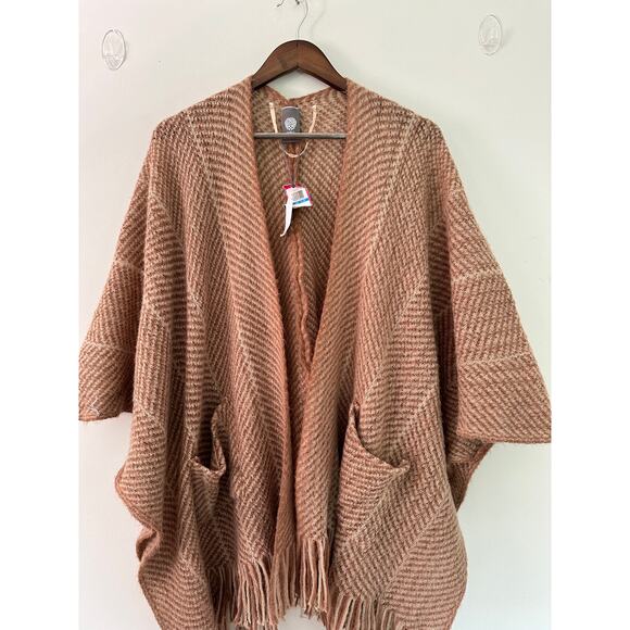 Vince Camuto Women's Cape Sweater Fringe Trim Open Poncho One Size Tan Pockets - Picture 8 of 8